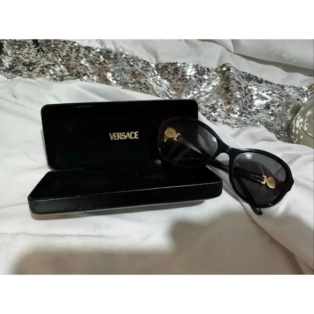VERSACE vintage Medusa head oversized sunglasses mod-4232 black gold y2k